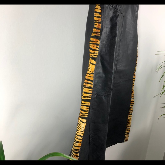 Vintage Leather Skirt w/ Animal Print Trim - Picture 3 of 6